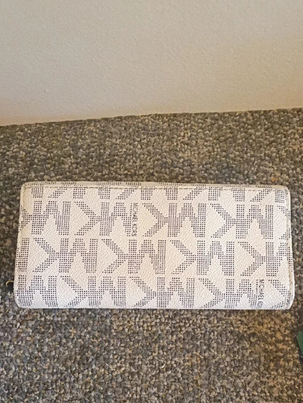 Michael Kors classic michael